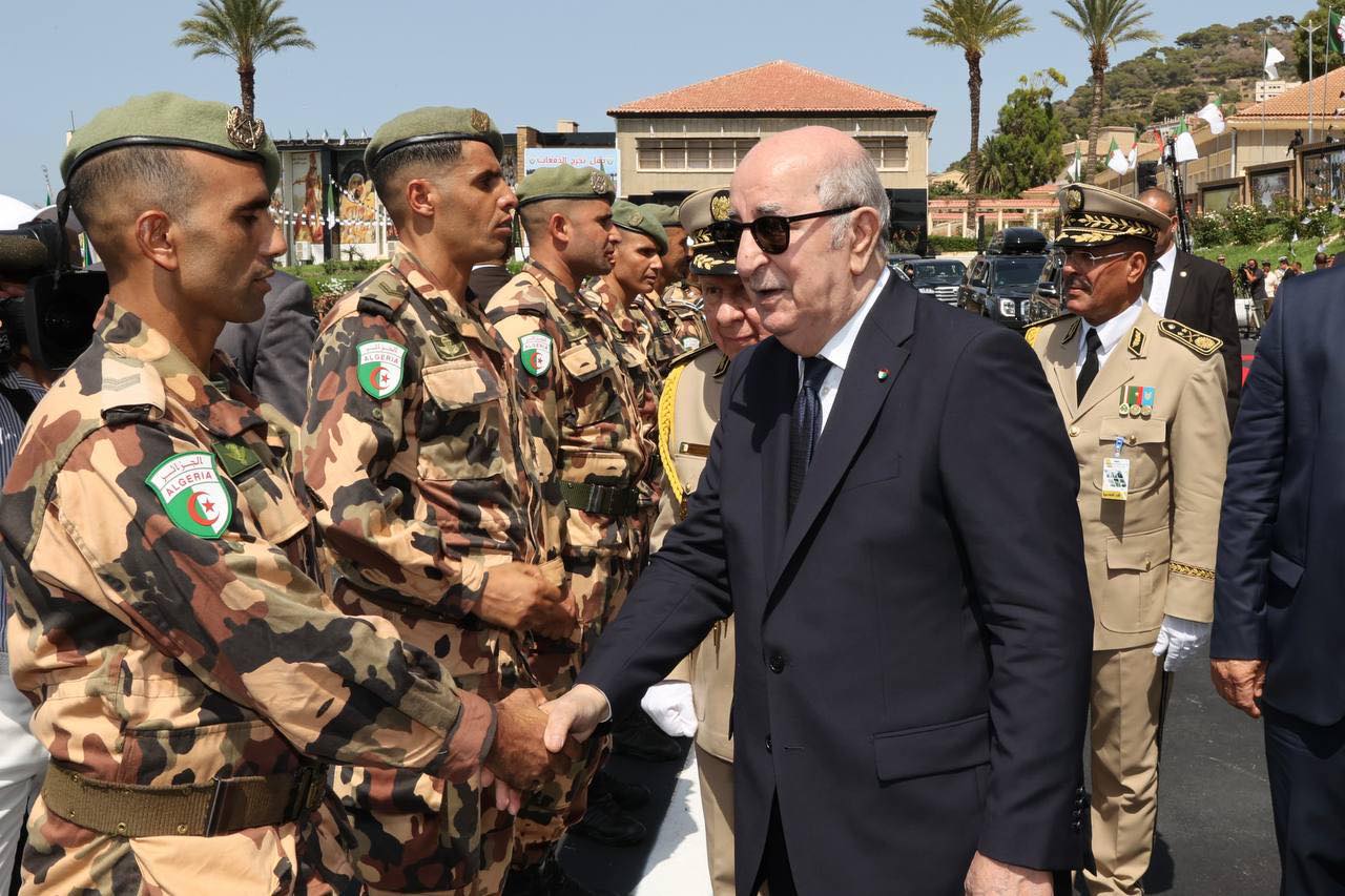 حفل تخرج الدفعات بالأكاديمية العسكرية لشرشال