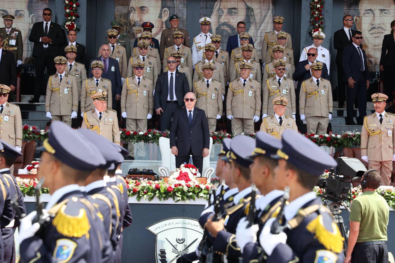 حفل تخرج الدفعات بالأكاديمية العسكرية لشرشال